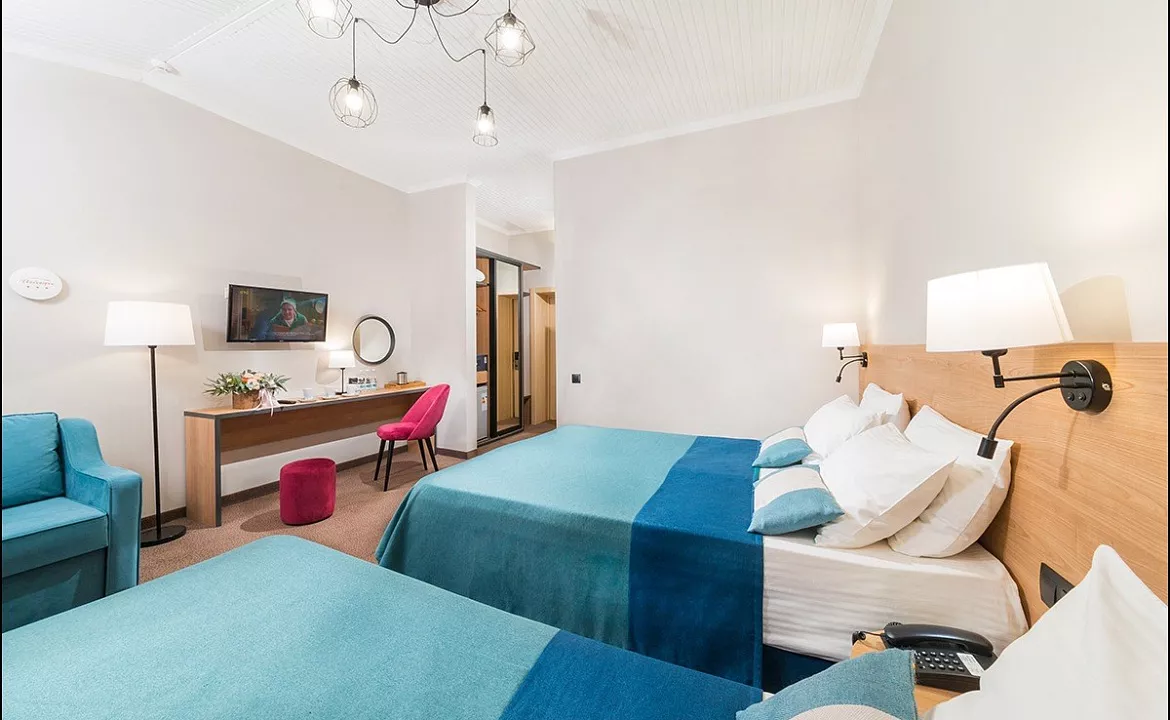 Стандарт улучшенный плюс. Гостиничный комплекс Альбатрос. Анапа