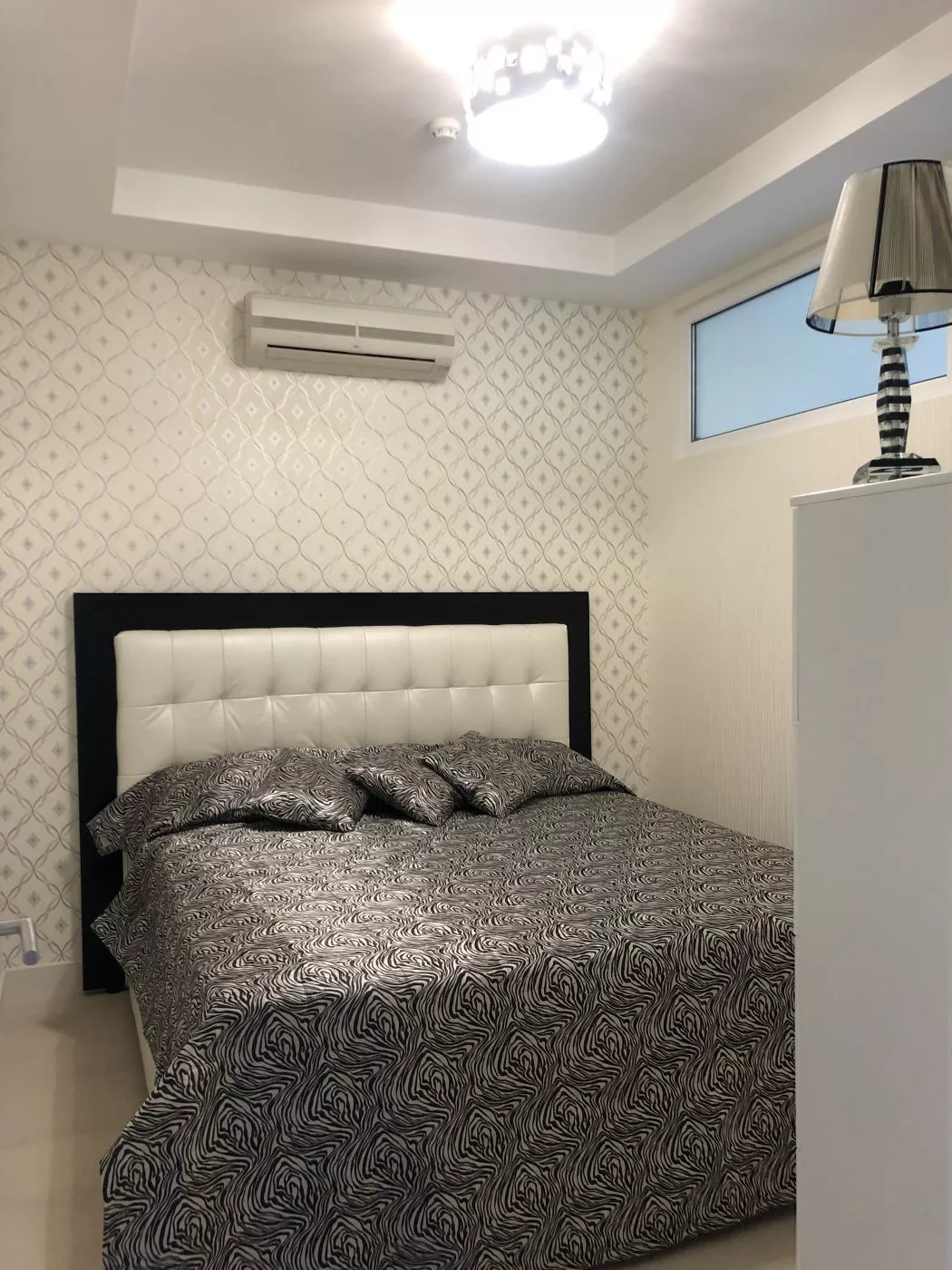 . Квартира в многоквартирном доме Апартаменты . Алушта