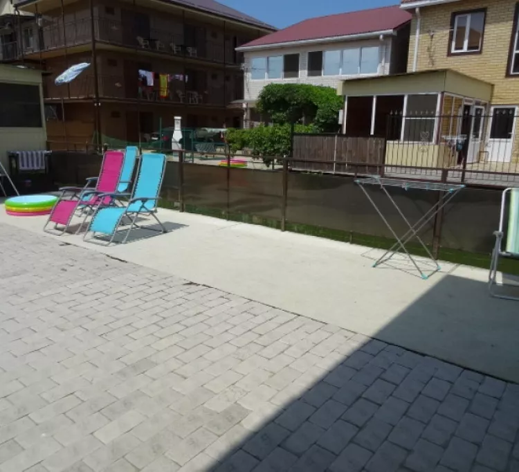 . Частный гостевой дом VIZAVI. Голубицкая