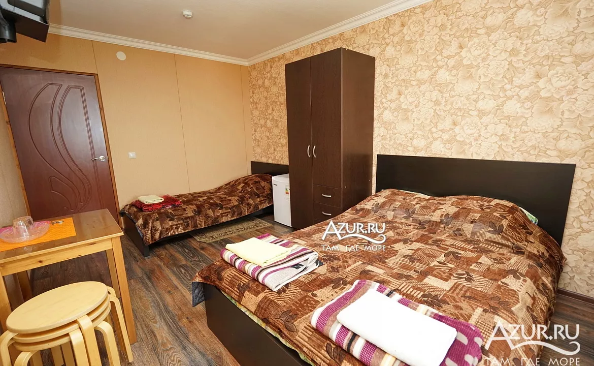 № 12 Трёхместный номер с балконом. Гостевой дом "Семейный отдых" - Лазаревское. Лазаревское