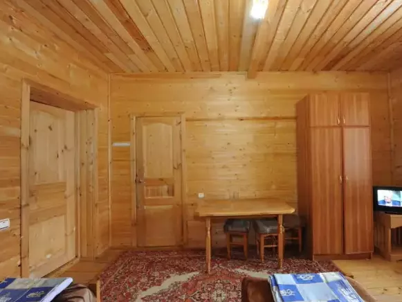 3-х местный «Стандарт». Гостиничный комплекс «Таулу». Домбай-гостиницы