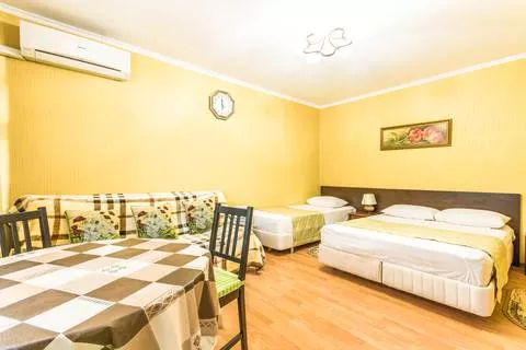 Домик 3-х местный 1 комнатный с двориком. База отдыха «Крестьянское Подворье». Верхнее Джемете