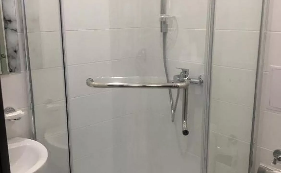 СТАНДАРТНЫЙ 4-МЕСТНЫЙ НОМЕР БЕЗ БАЛКОНА. Гостевой дом "Family". Лазаревское