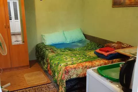 Номер 2-х местный бюджетный. Гостевой дом «Первомай». Алушта Номер 2-х местный бюджетный. Гостевой дом «Первомай». Алушта