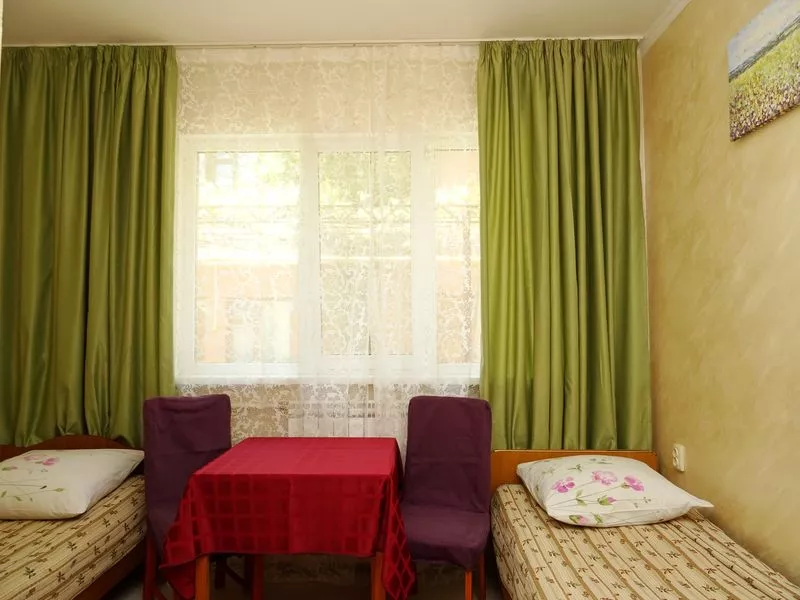 Улучшенный стандарт 2-х местный номер. Гостевой дом Гоголя 51. Анапа