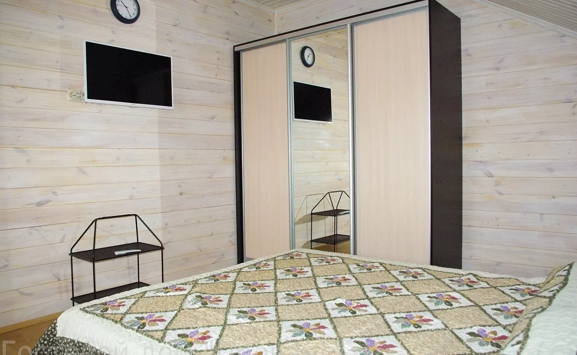 Двухкомнатные апартаменты- ЮГ. Гостевой дом «ПРОВАНС». Витино