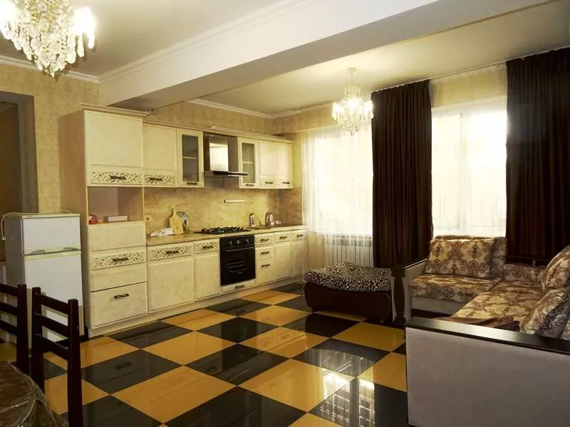 Семейный 2х-комнатный с кухней. Гостевой дом "Магнолия" . Адлер