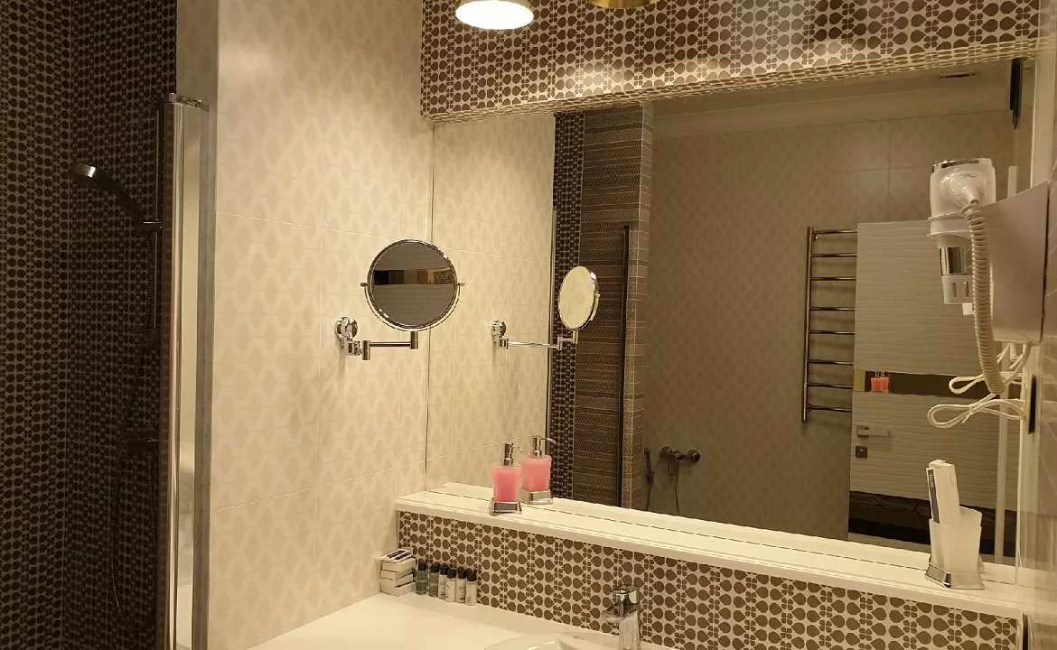 Суприм № 2. Отель Ницца. Ялта