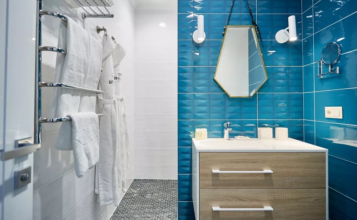 Сюит - улучшенный люкс. Отель «HILLS POLYANA». Красная Поляна