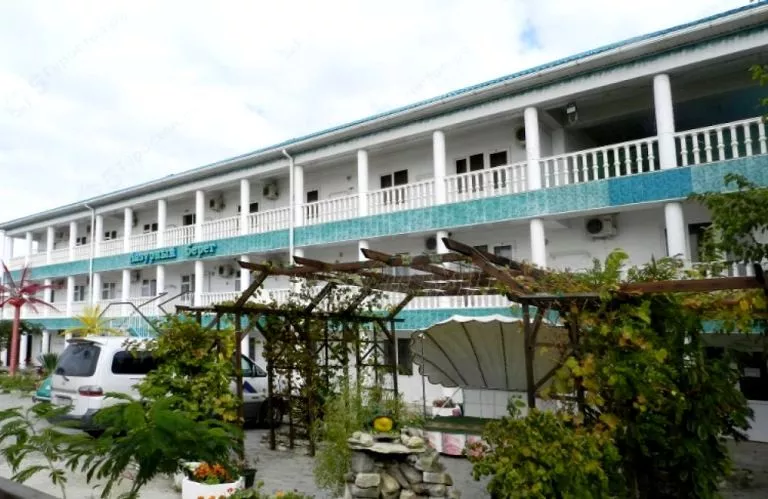 . Отель "Лазурный берег". Лермонтово