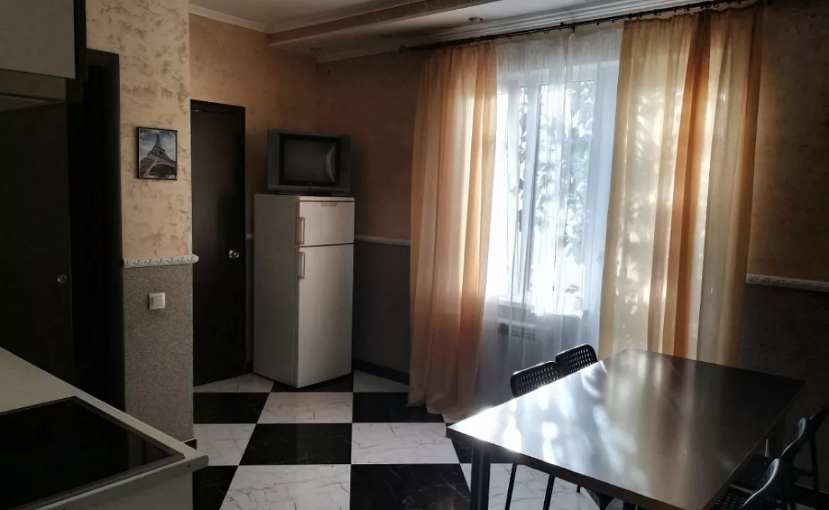 Двухуровневый Таун хаус Созвездие . Частный гостевой дом Созвездие . Лазаревское