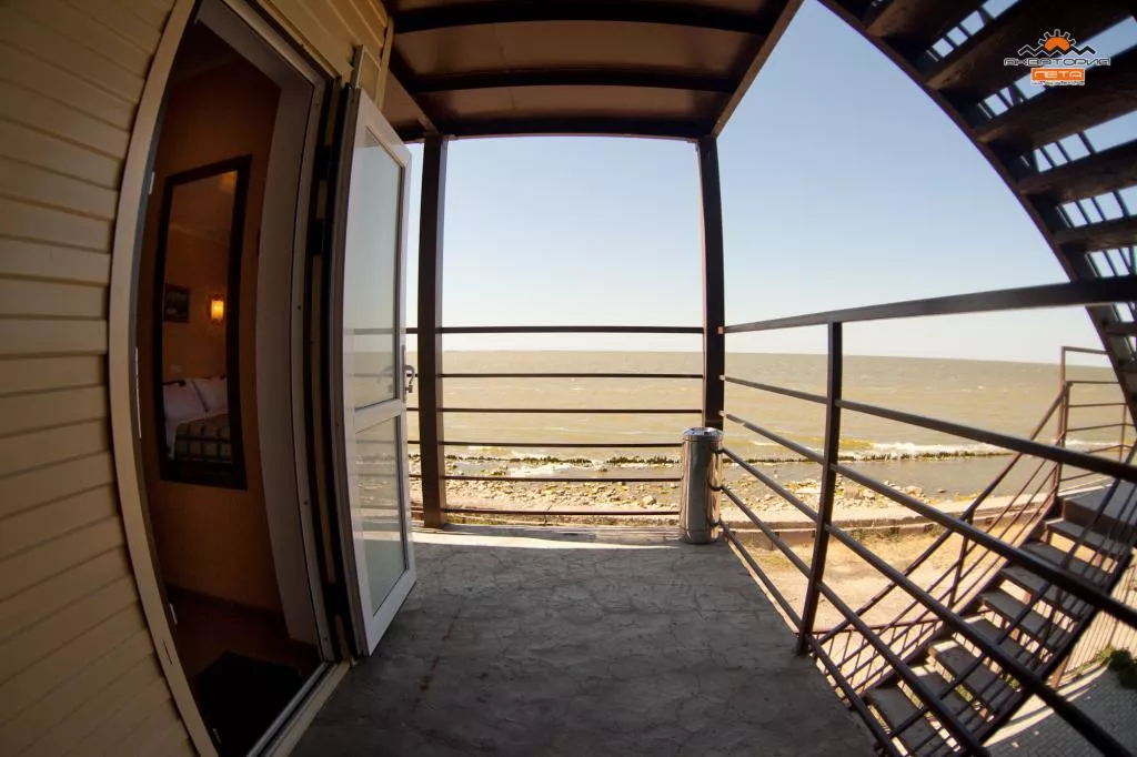 . Отель Клуб-отель Акватория Лета. Ейск