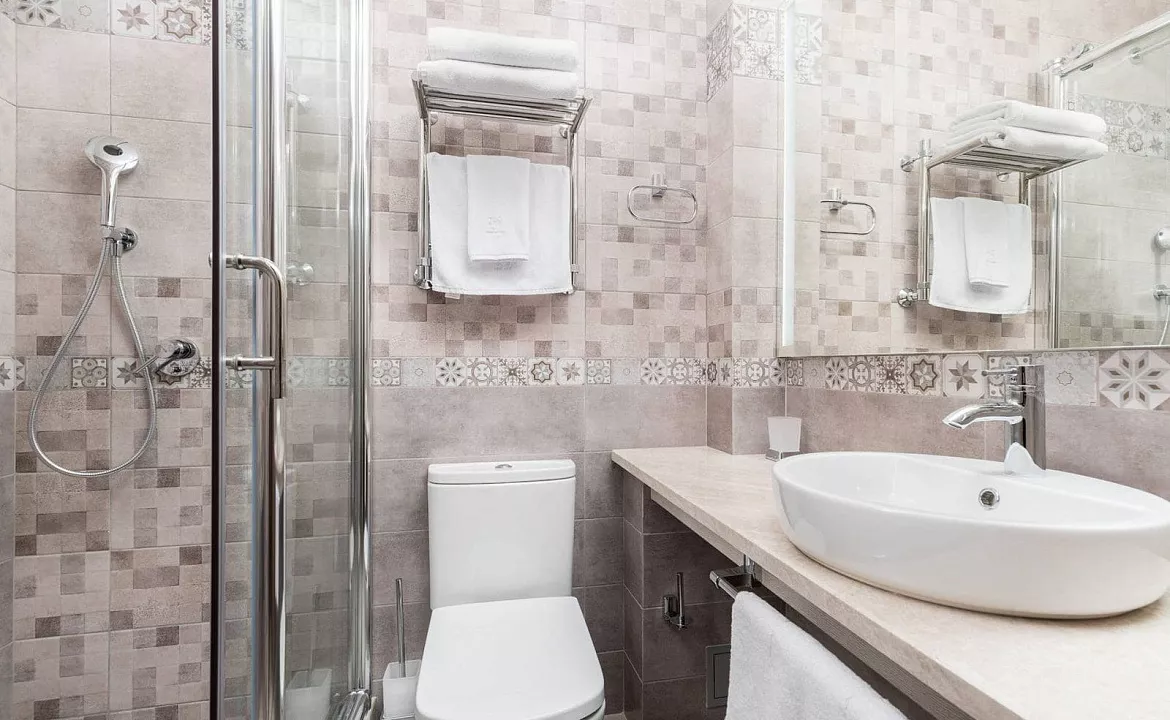 Стандарт с балконом. Бутик- отель "Репин" . Витязево