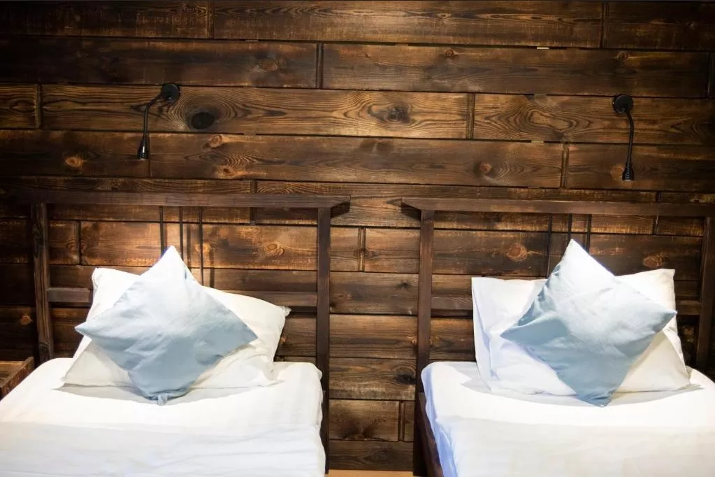  Двухместный номер с 2 отдельными кроватями. Отель Отель Альпийский двор. Красная Поляна