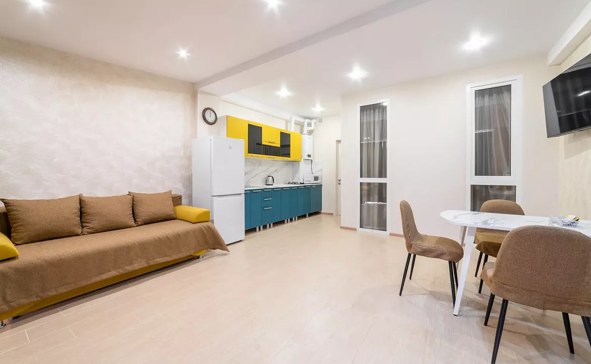 Deluxe Apartment ЖК Санни Хилл с собственным двориком. Апартаменты Deluxe ЖК Санни Хилл. Адлер