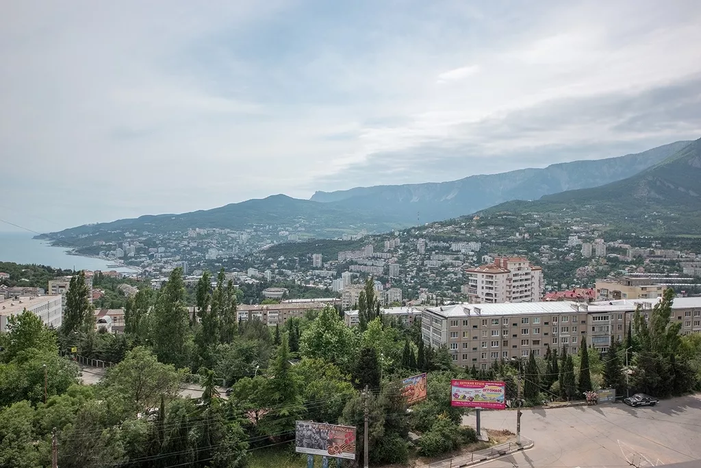 2-х комнатные апартаменты Люкс №13/2. Гостевой дом "Yellow Submarine". Массандра