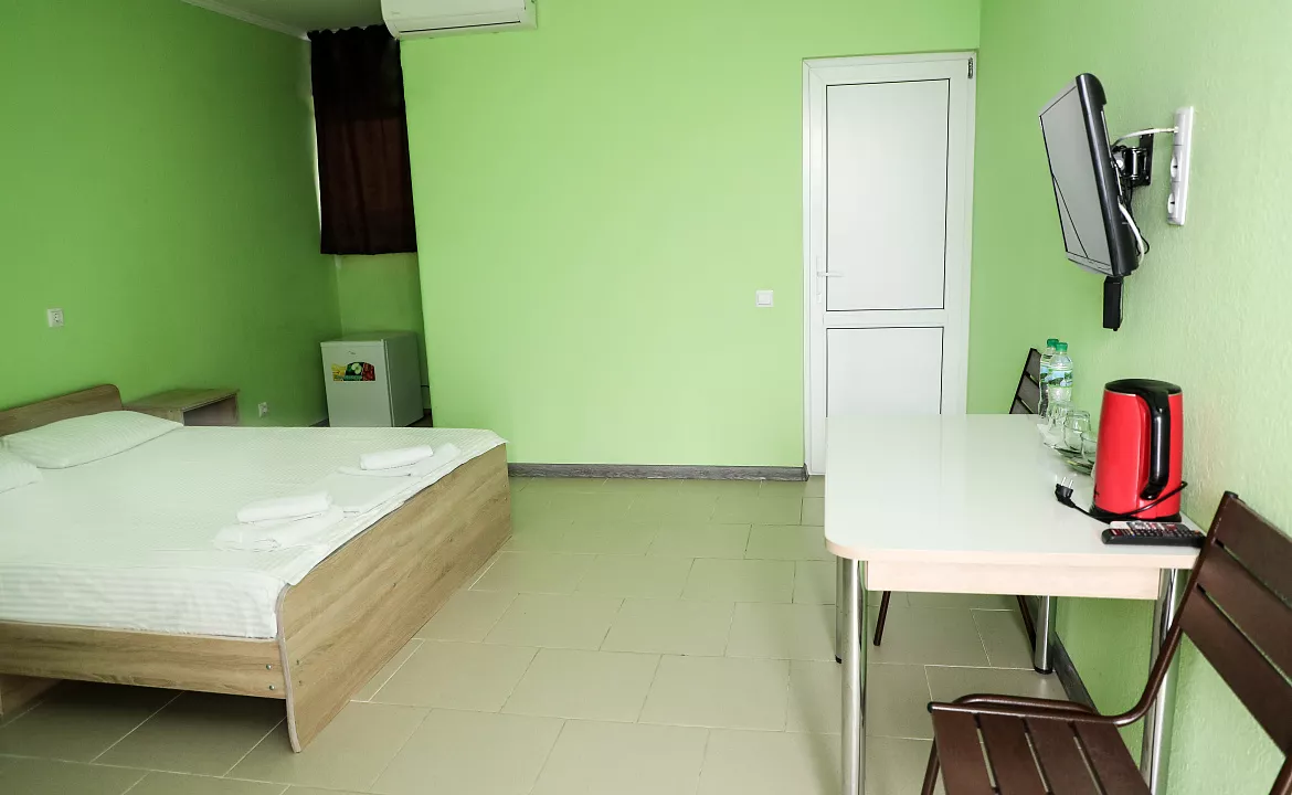 Семейный стандарт . Отель Пшандра. Гудаута