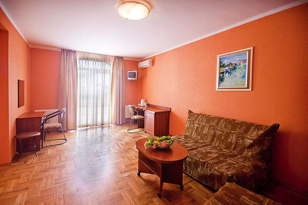 . Гостиница "Диамант" . Анапа