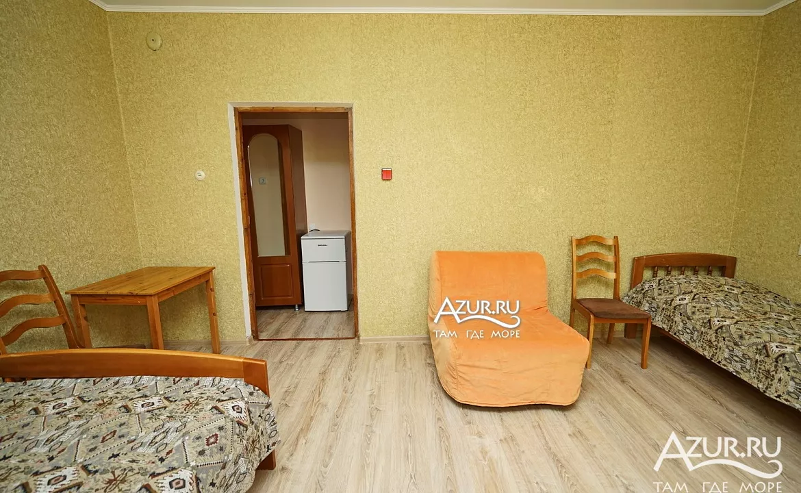 № 1 Трехместный номер с удобствами. Гостевой дом "Семейный отдых" - Лазаревское. Лазаревское