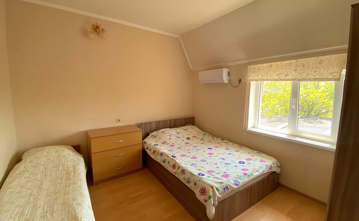 Комфортный трехместный номер. Гостевой дом Гостевой дом «Алина». Анапа Комфортный трехместный номер. Гостевой дом Гостевой дом «Алина». Анапа