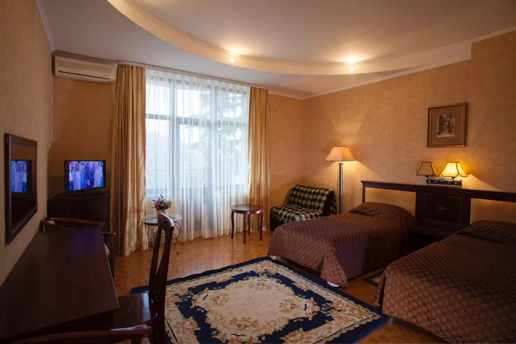 Стандарт. Гостиница Глория. Кореиз