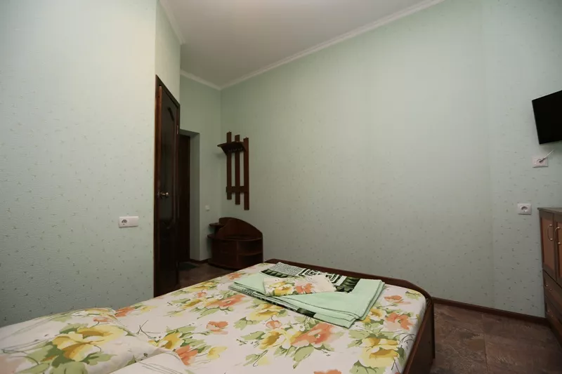 . Гостевой дом "У Елены" . Лазаревское