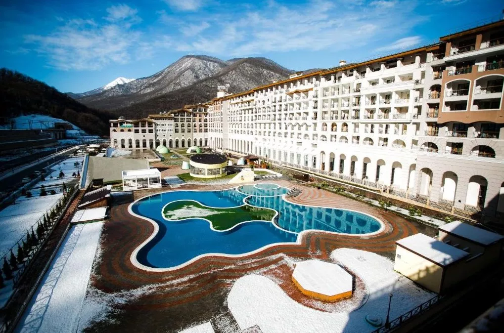 . Курортный отель Sochi Marriott Krasnaya Polyana . Красная Поляна