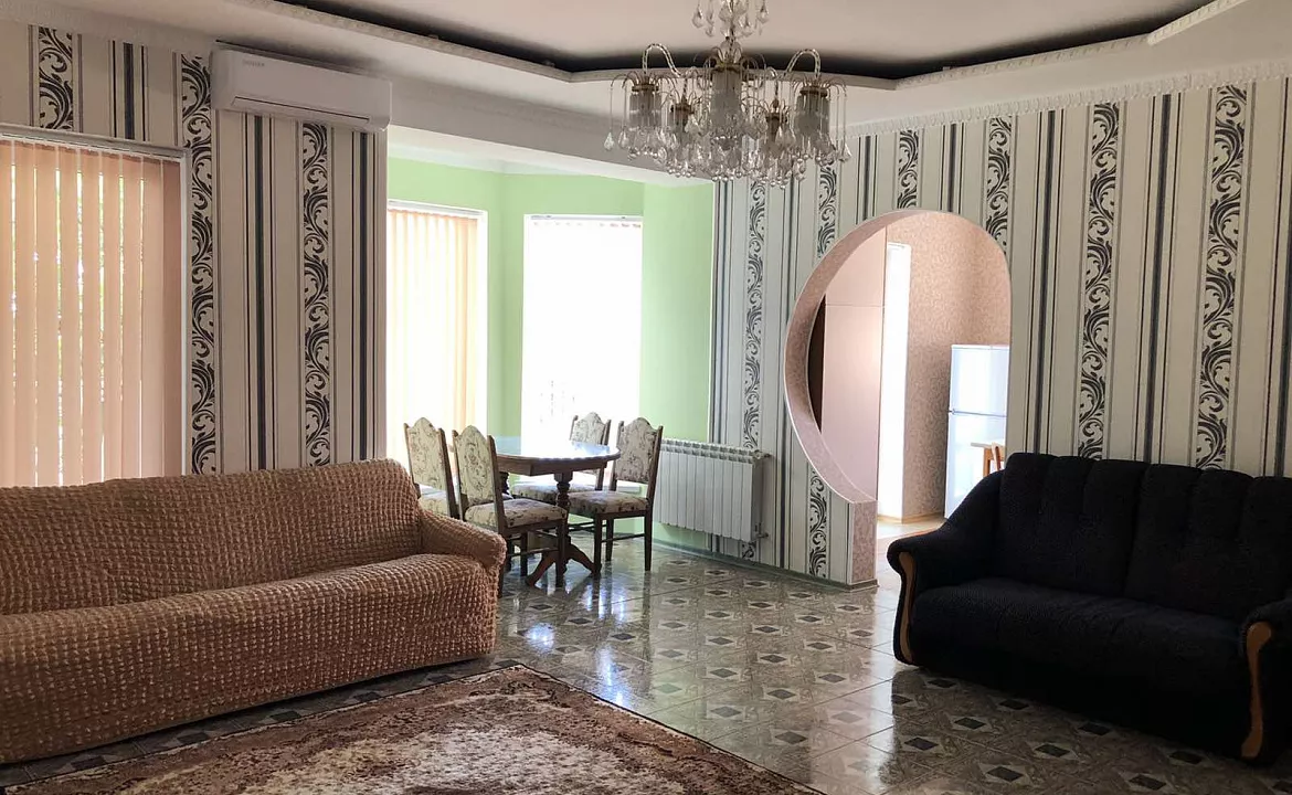 Апартаменты трехкомнатные. Гостевой дом АнНи. Гаспра