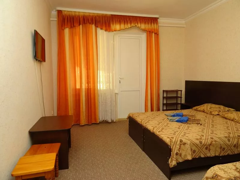 3-х местный номер Стандарт. Гостевой дом "АТикА". Адлер