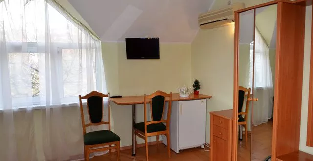 №3 ЮЖНЫЙ. Гостевой дом "Мона Лиза". Форос