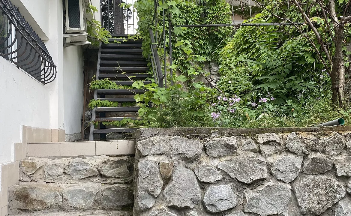 Комфорт. Гостевой дом "Ялта-Ливадия". Ливадия Комфорт. Гостевой дом "Ялта-Ливадия". Ливадия