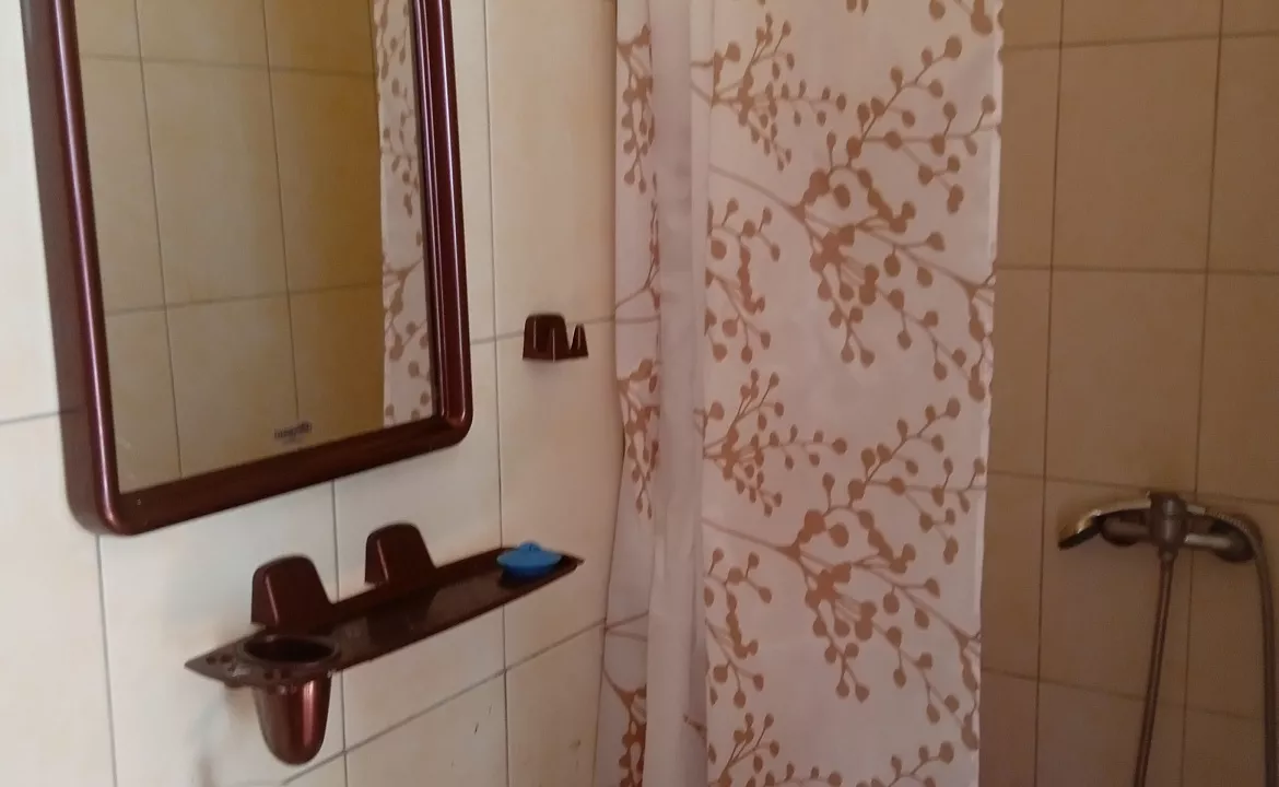 3х местный номер с кухней. Гостевой дом "Ирина". Крым - частный сектор