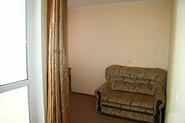 Номер Люкс 2х-комнатный. Частная гостиница «Слонотель». Малореченское