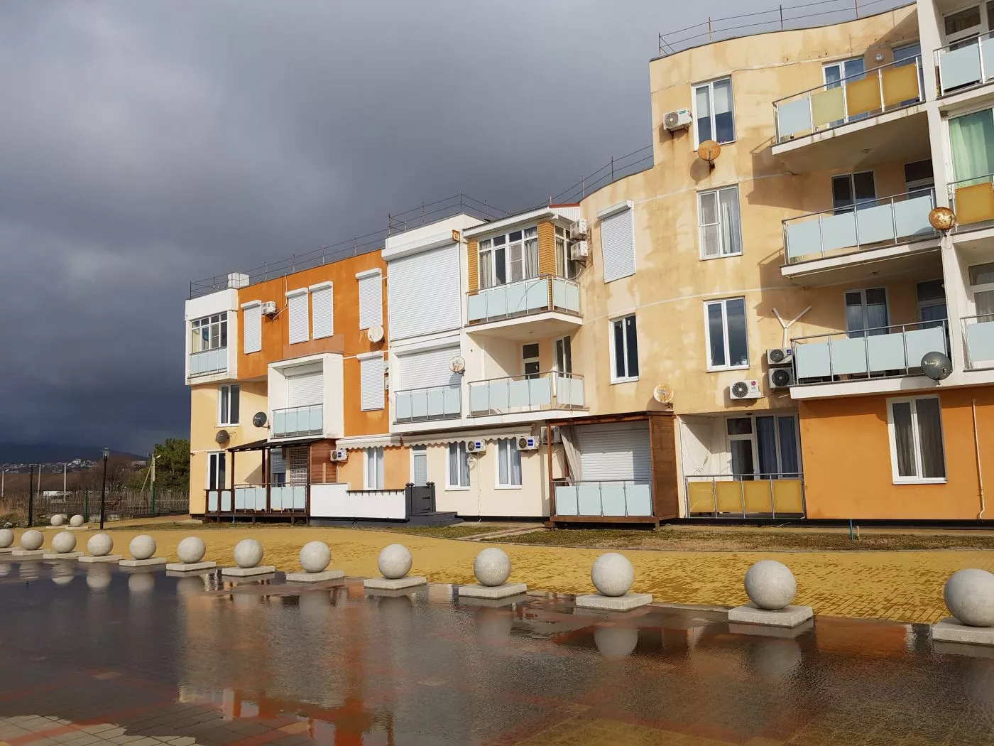 . Квартира в многоквартирном доме Апартаменты на Набережной. Геленджик