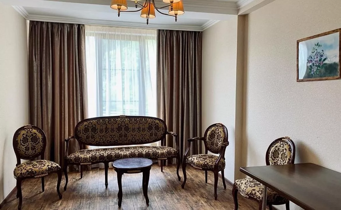 Полулюкс. Отель Отель Green Hall. Красная Поляна