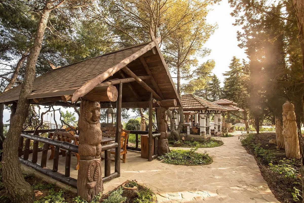 . Гостиница Дарсан. Ялта