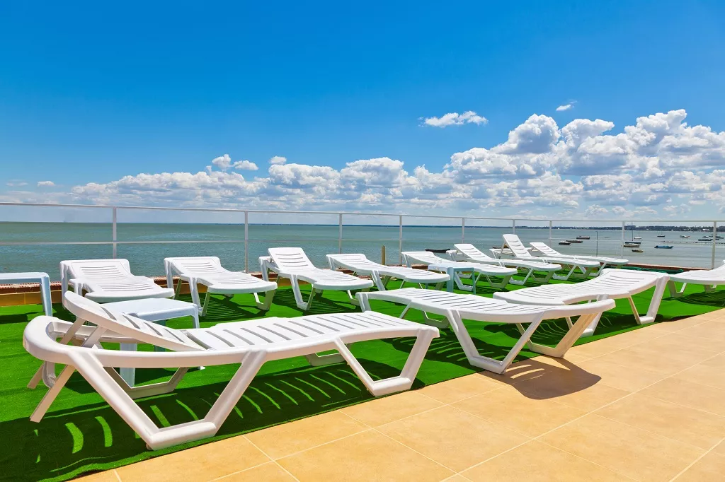 . Отель Водноспортивный клуб-отель "Торнадо". Ейск