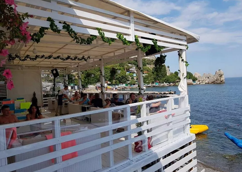 . Гостиница «Gurzuf Sunrise Hotel». Гурзуф