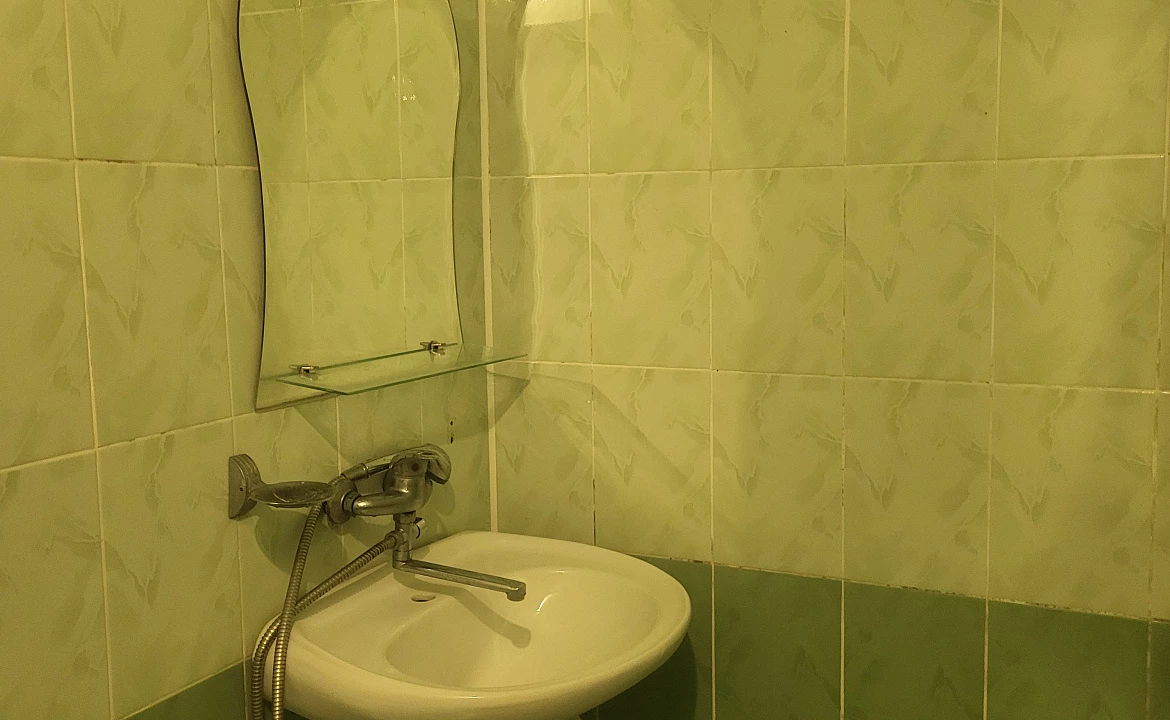 Четырех местный номер с гаражом. Гостевой дом Лето. Шепси