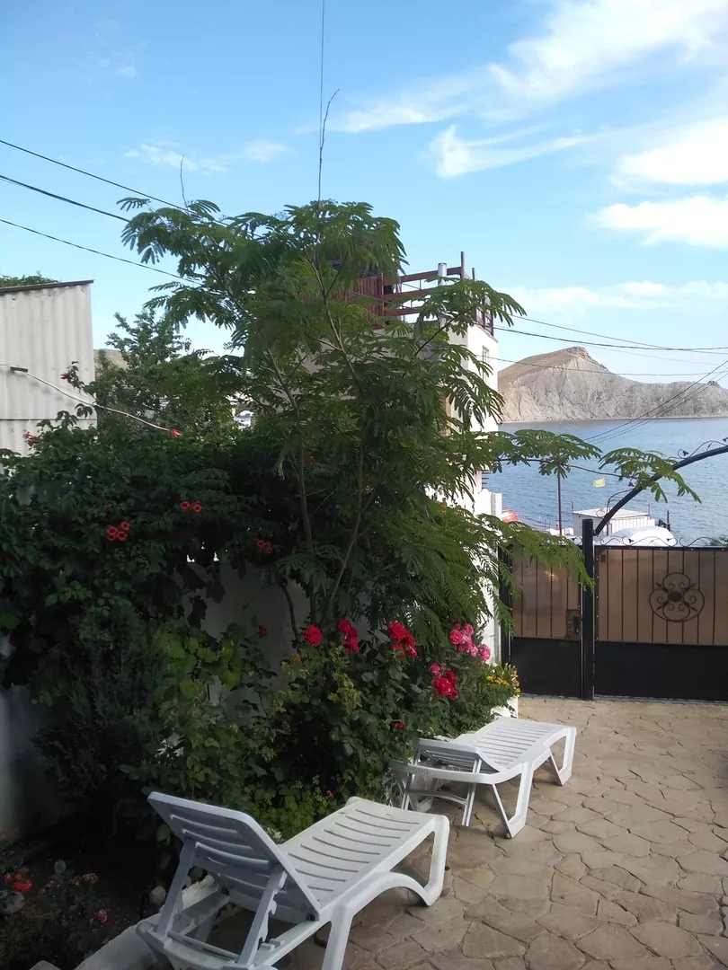 . Гостевой дом "Орджо и Море". Орджоникидзе