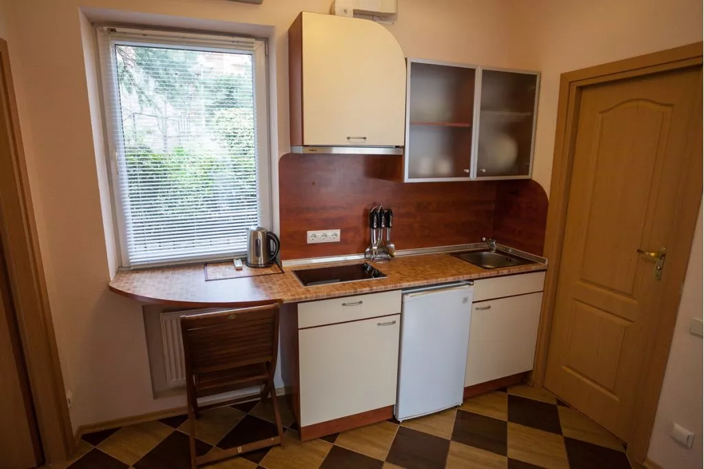 2-х комнатный люкс с кухней коттедж №4. Парк-отель "Родос". Кореиз