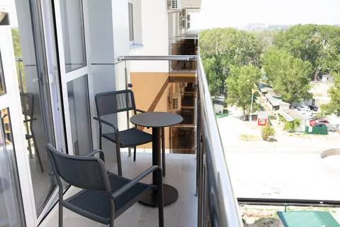 . Отель "Skybridge". Нижнее Джемете . Отель "Skybridge". Нижнее Джемете