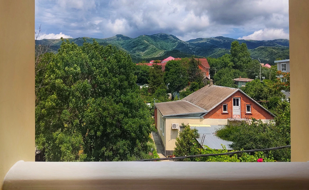 Трехместный с удобствами и балконом. Кровати раздельные. Гостевой дом "Одиссей" - Кабардинка. Кабардинка Трехместный с удобствами и балконом. Кровати раздельные. Гостевой дом "Одиссей" - Кабардинка. Кабардинка