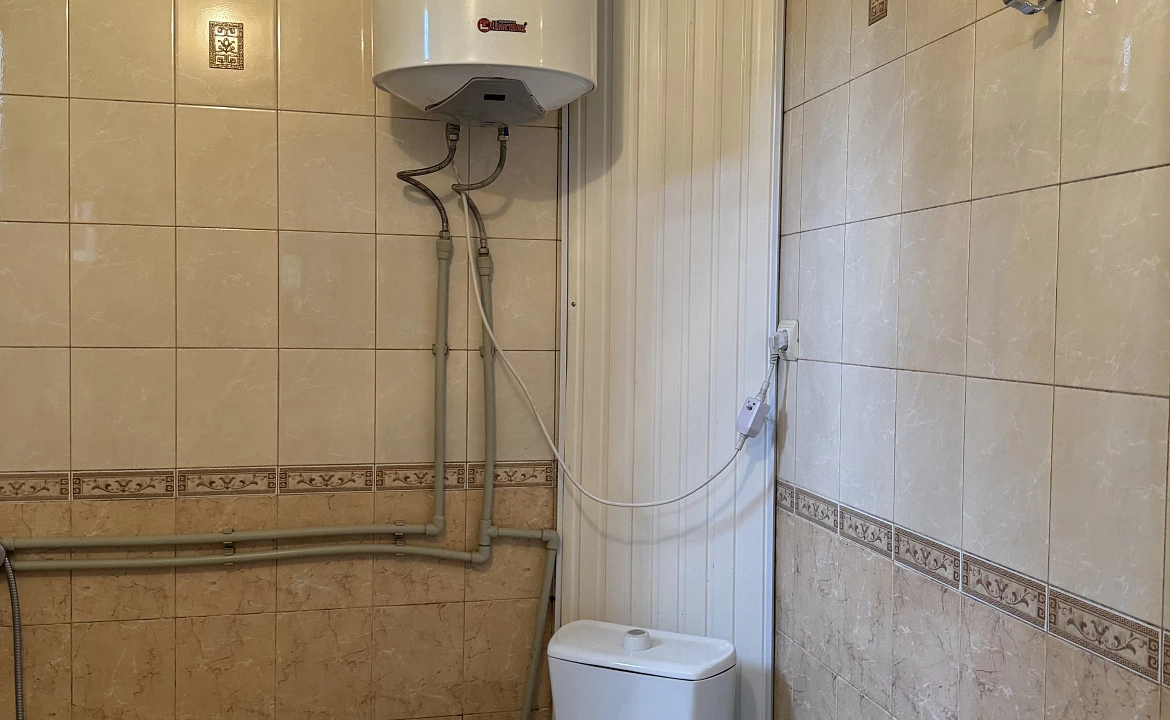 Семейный 2-х комнатный 2-ой этаж. Гостевой дом "Пантера". Гагра