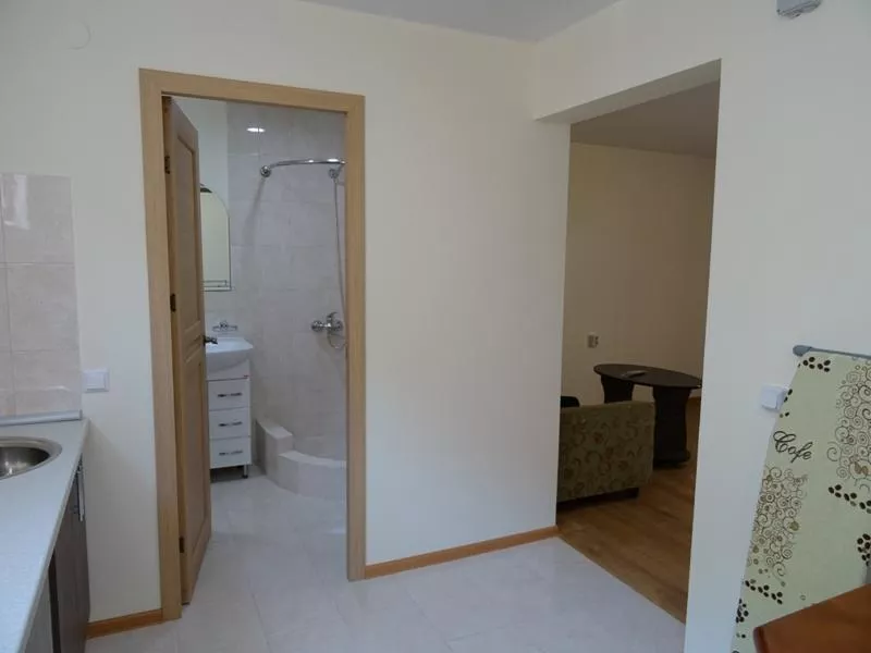 Апартаменты 2 комн с кухней. Гостевой дом "Седьмое небо". Сухум