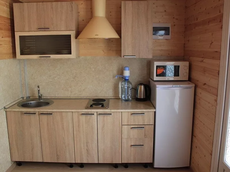 . База отдыха Должанский дворик "АКВАРЕЛИ". Должанская