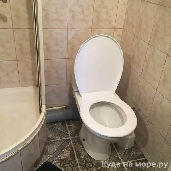 Четырехместный с удобствами. Гостевой дом Балатон. Лазаревское