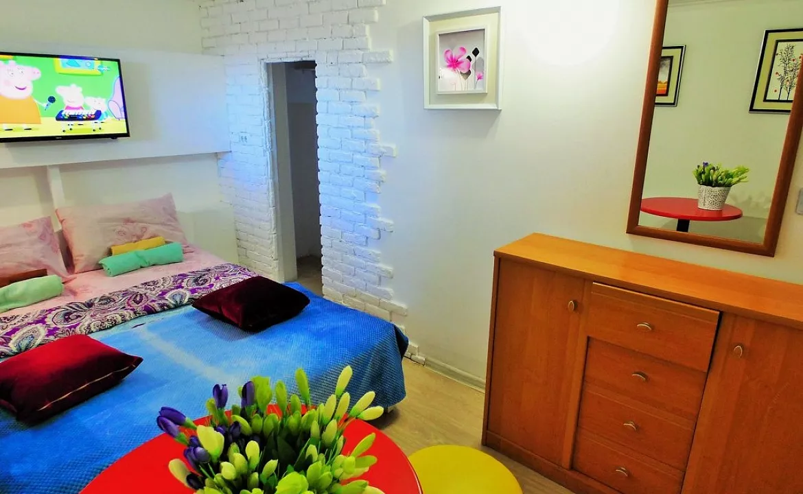 Апартаменты с выходом в сад. Частный гостевой дом Дворик у причала. Ялта