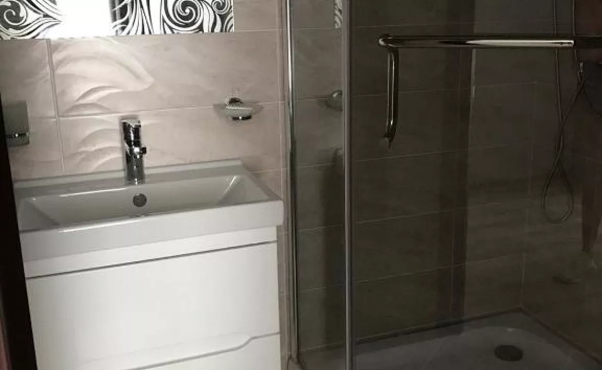 СТАНДАРТНЫЙ 2-МЕСТНЫЙ НОМЕР С РАЗДЕЛЬНЫМИ КРОВАТЯМИ. Гостевой дом "Family". Лазаревское