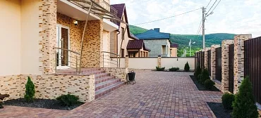 Гостиница "Flores"